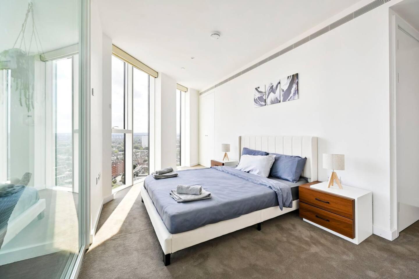 Luxury High-Rise 21St Floor 2 Bedroom 2 Bath Flat Londres Extérieur photo